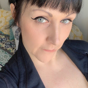 Meet your Posher, Josée